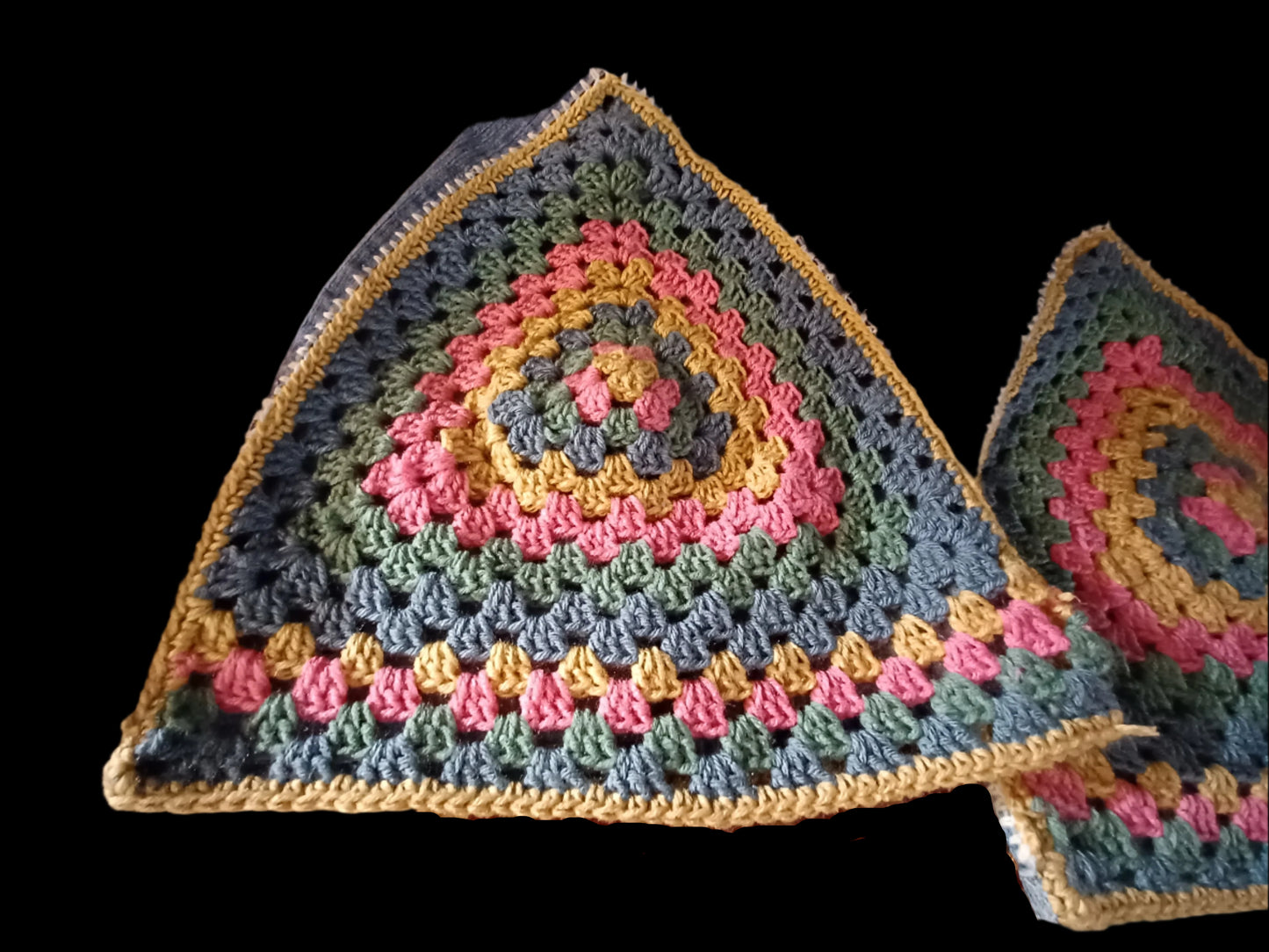 Recycled Crochet Bell Bottom ( Gloria Vanderbilt )Jeans Size 10