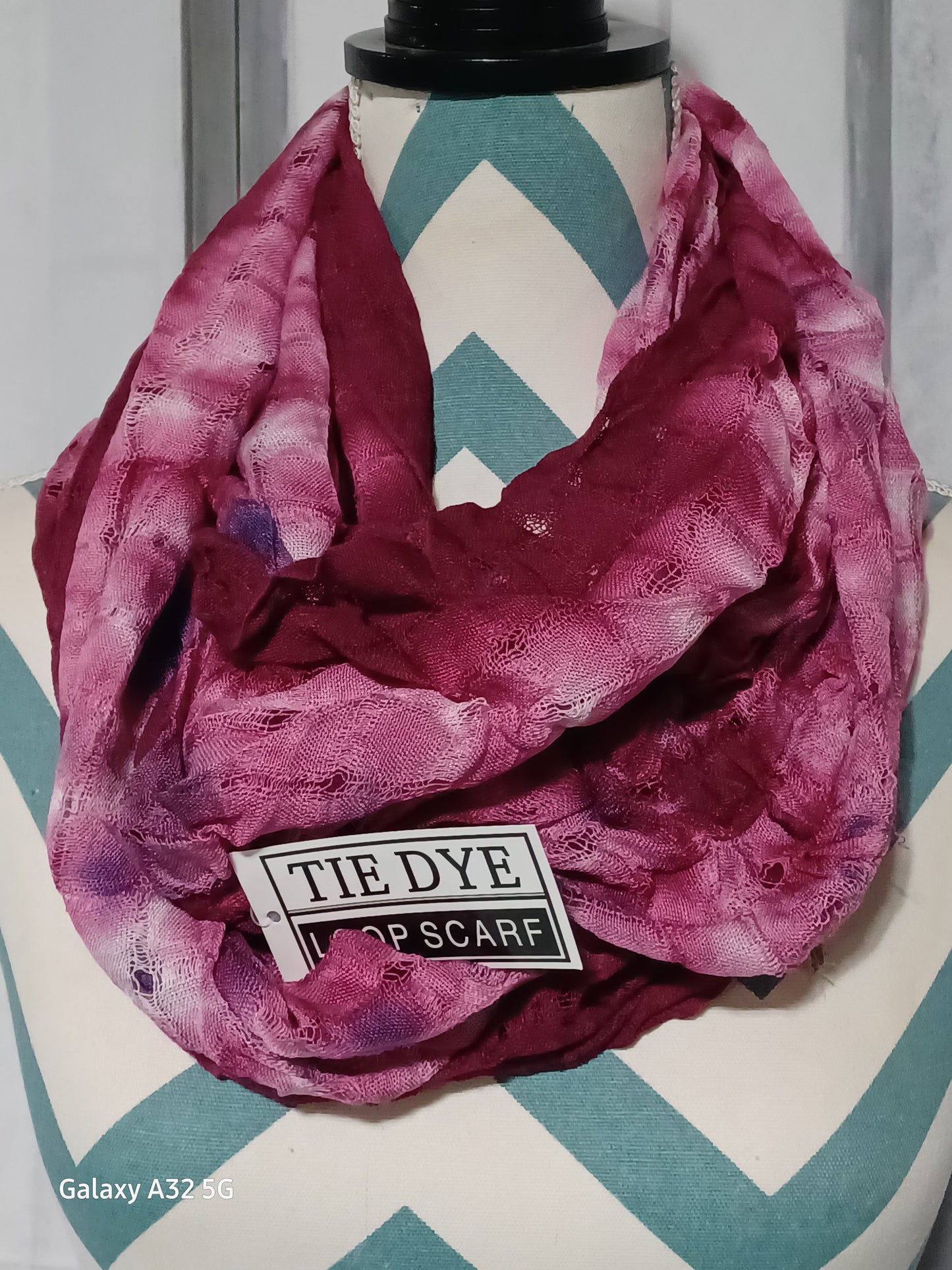 Tye-Dye Loop Lightweight Scarf Red/Maroon