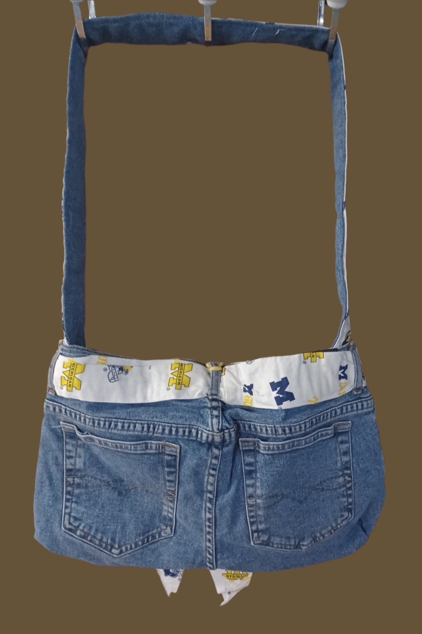 Re-created Jean Purse Michigan Football Theme