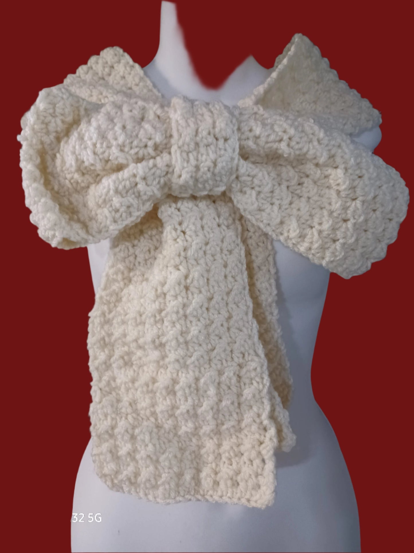 Sliding Bow Tie Scarf