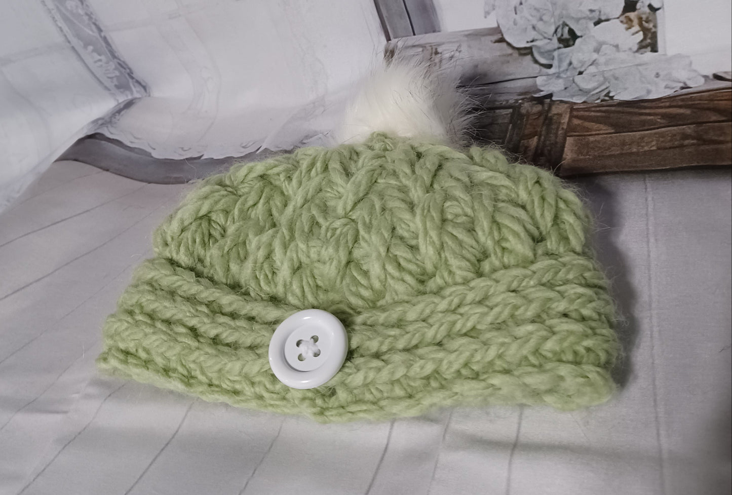 Child's Lt Green Hat w/ Pom-Pom Accent