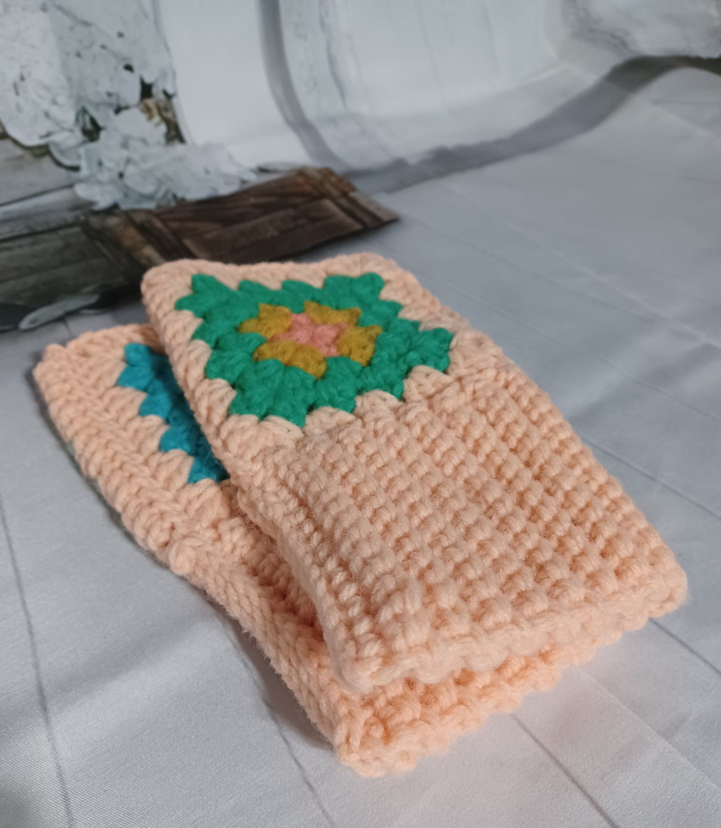 Mixed-up Granny Square Fingerless Gloves