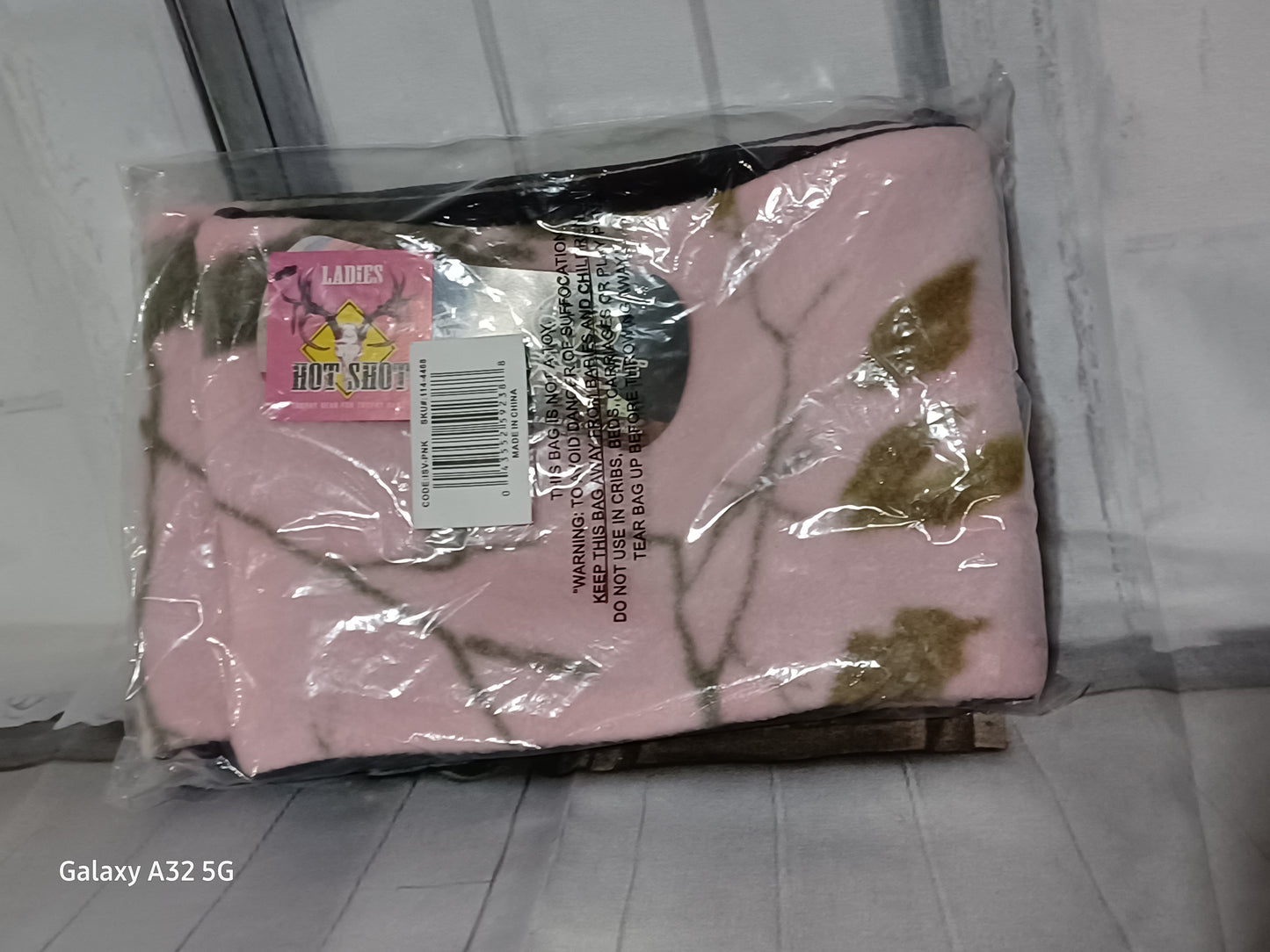 Pink Realtree Fleece Scarf