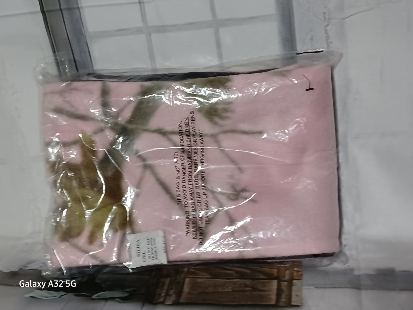 Pink Realtree Fleece Scarf