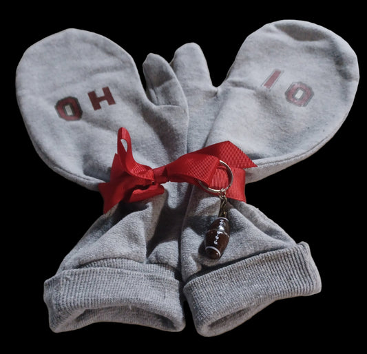 OH-IO Sweatshirt Mittens